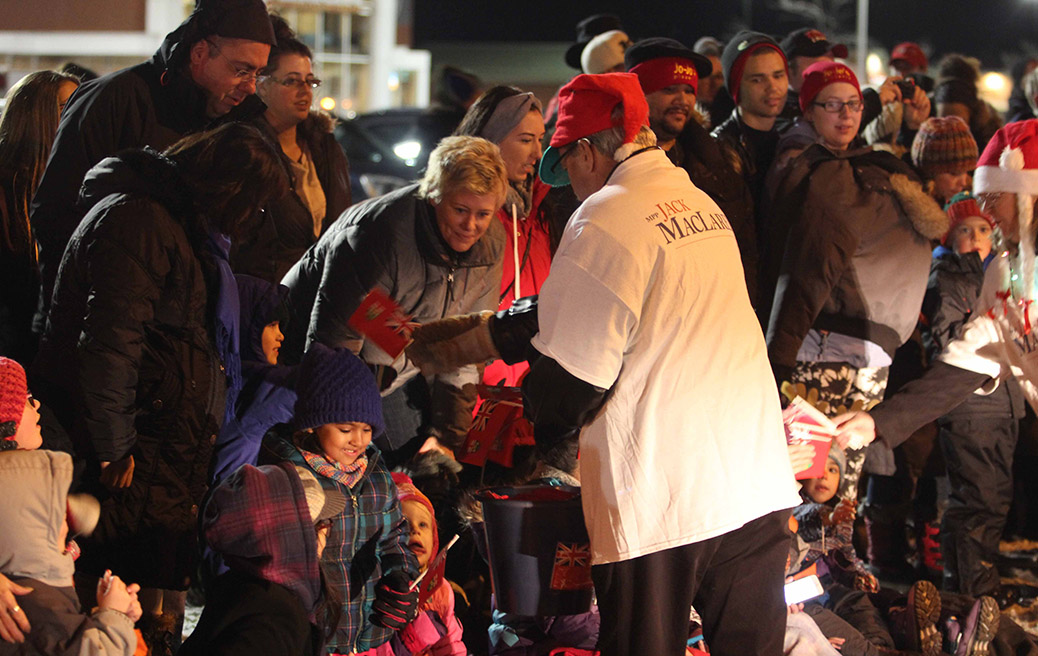 Stittsville Parade of Lights 2016. Photo by Barry Gray