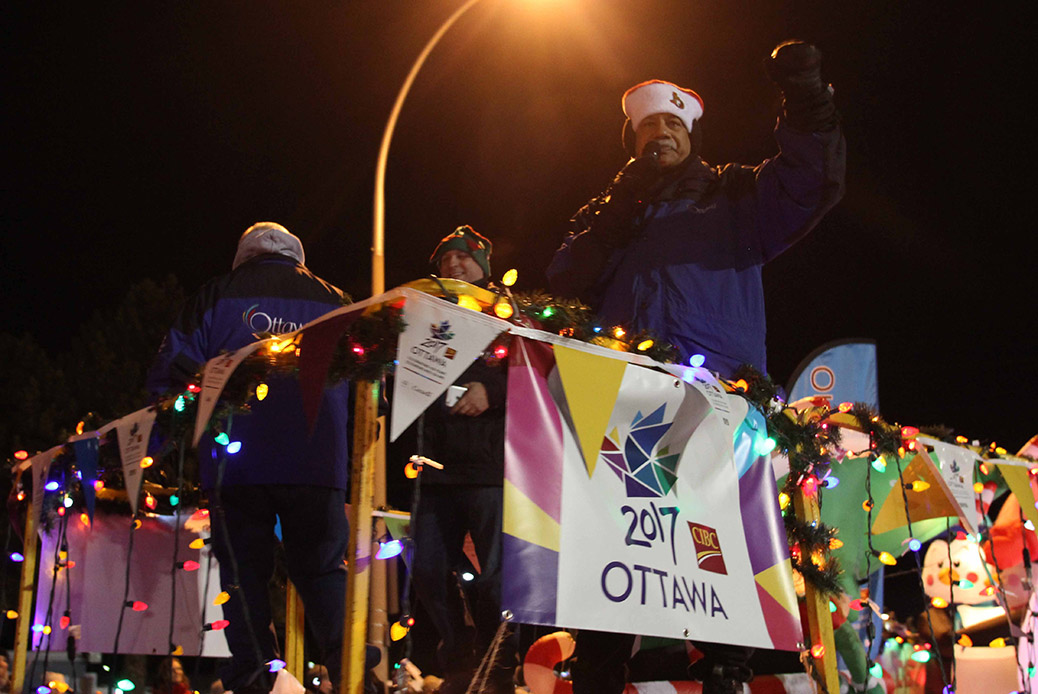 Stittsville Parade of Lights 2016. Photo by Barry Gray
