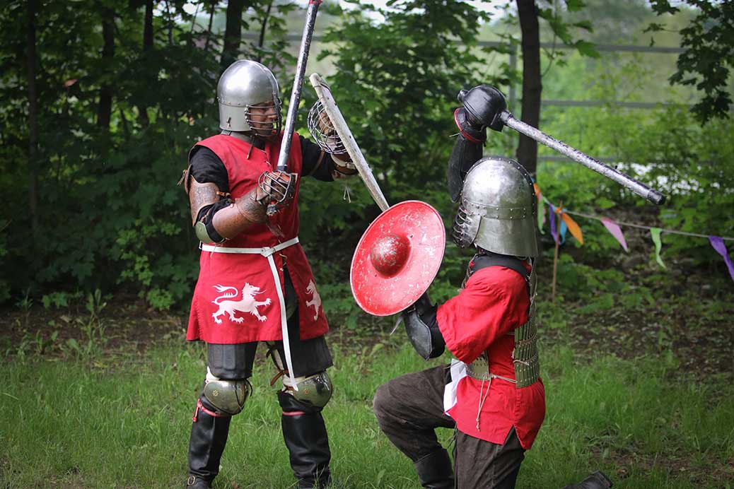 Photo by Barry Gray.