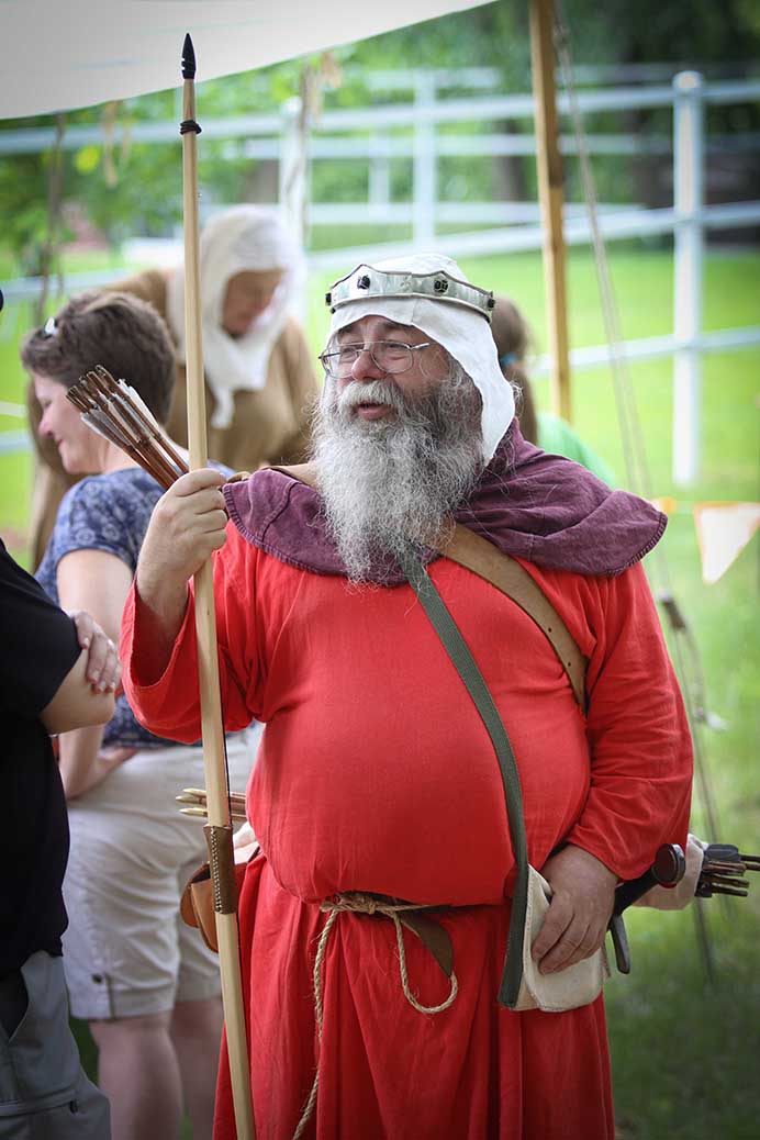 Photo by Barry Gray.