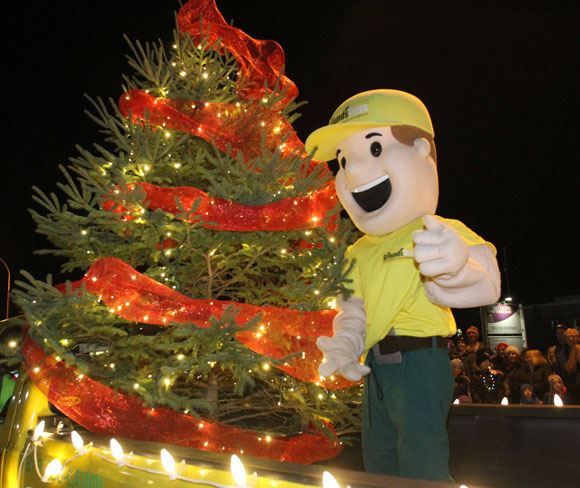 Stittsville Parade of Lights 2017. Photo by Barry Gray