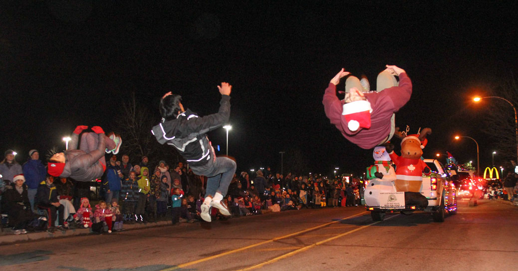 Stittsville Parade of Lights 2017. Photo by Barry Gray