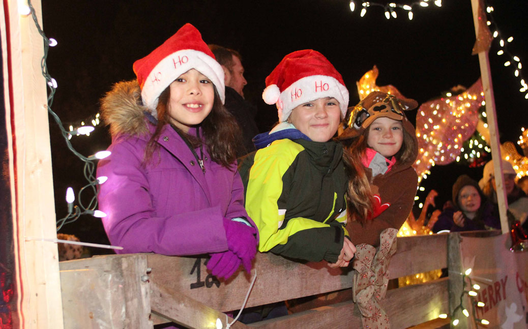 Stittsville Parade of Lights 2017. Photo by Barry Gray