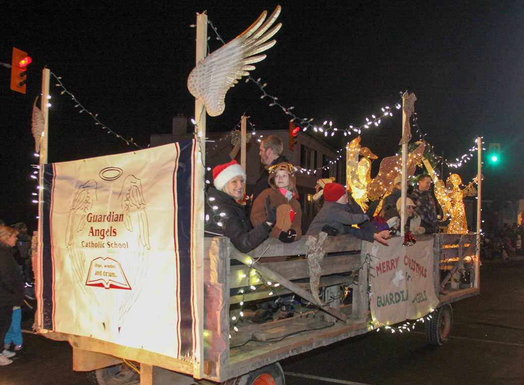 Stittsville Parade of Lights 2017. Photo by Barry Gray