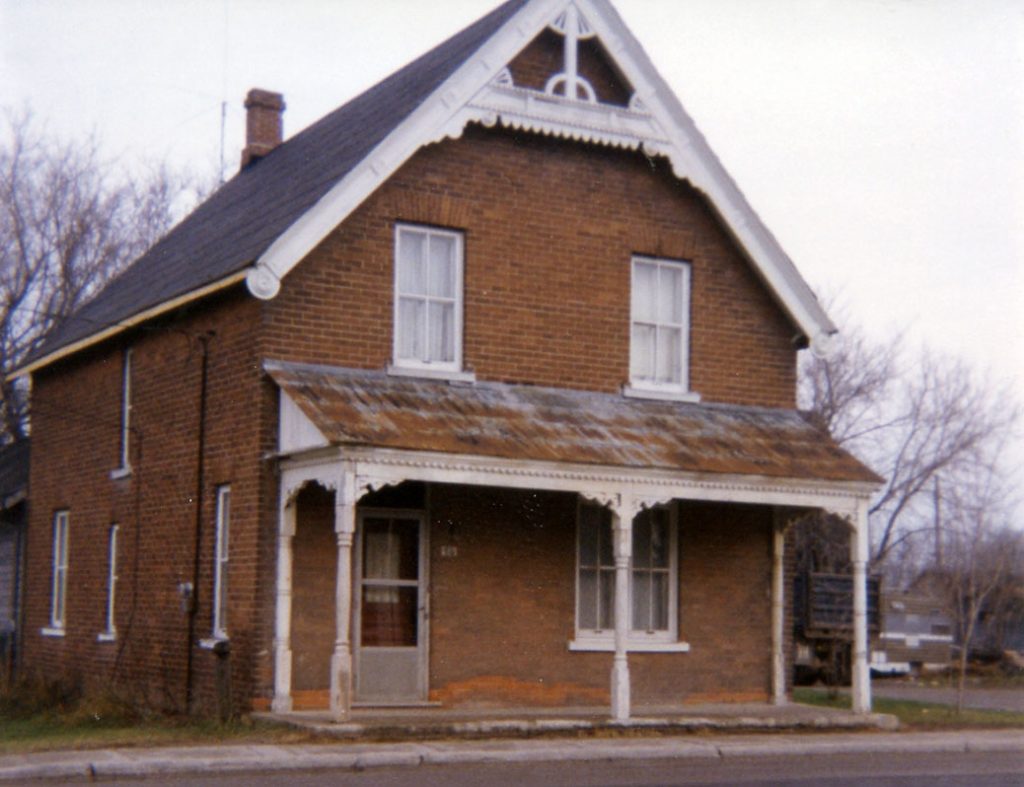 Ab & Gwen Lytle's house, 1976. Photo from the Goulbourn Township Historical Society archives via Lesley McKay.