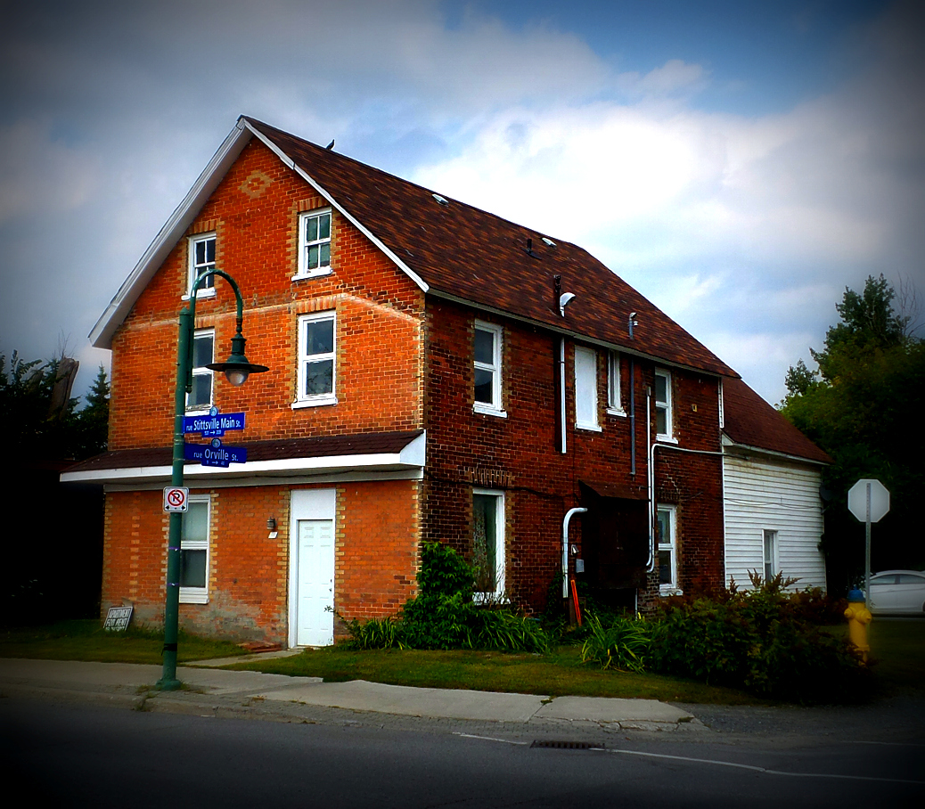 The old Temperance Hotel on Stittsville Main Street, at the corner of Orville. Photo by Glen Gower / September 2015
